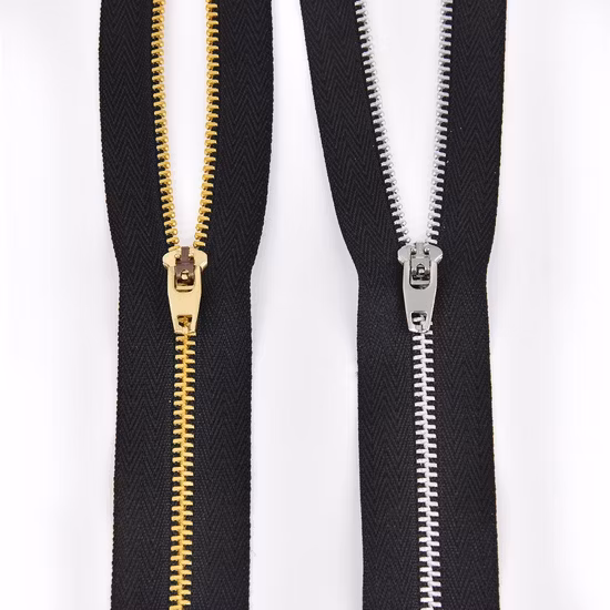 Commerce de gros personnalisé 4.5yg 4yg 5yg curseur de fermeture à glissière Yg en acier inoxydable pour fermeture à glissière en métal